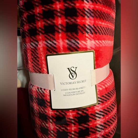 Victoria's Secret Red Plaid Blanket - Picture 1 of 3